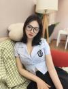 眼镜美女彤彤